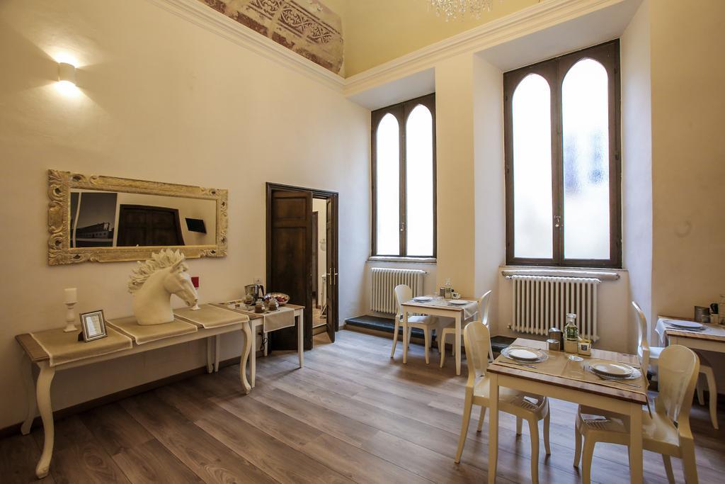 Palazzo Del Magnifico B&B Siena Bagian luar foto
